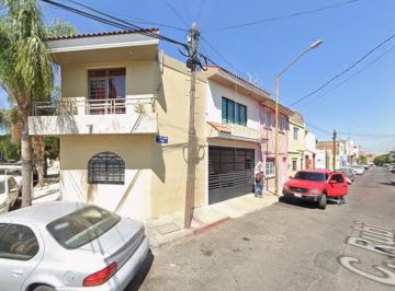 Casa de 3 habitaciones, Guadalajara · Vendo Casa en Remate Colonia Alcalde Barranquitas Guadalajara Cerca del Hospital Civil Nuevo