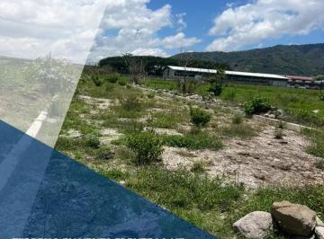 Terreno / Lote , Xalisco · Terreno en Venta a un Lado a La Ut Xalisco, Nayarit.