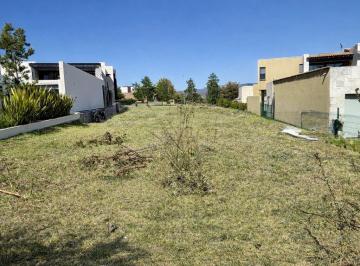 Terreno / Lote , León · Terreno en Venta en El Bosque Residencial Country Club Gran Jardín