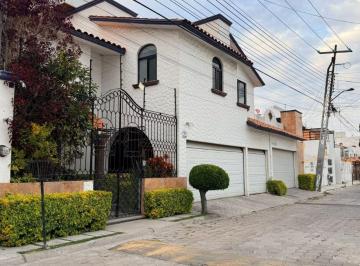 Casa de 3 habitaciones, Querétaro · Casa en Venta en La Joya