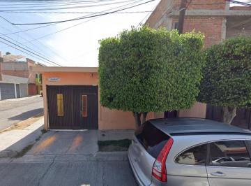 Casa de 3 habitaciones, La Piedad · Casa en Venta, Col Ciudad del Sol Michoacan.
