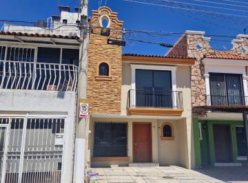 Casa en condominio de 3 habitaciones, Zapopan · Casa en Venta en Zona Residencial Plaza Guadalupe Zapopan