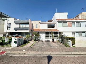 Casa en condominio de 3 habitaciones, Coyoacán · Venta Casa en Condominio Joyas del Pedregal, Coyoacán