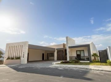 Casa · 1101m² · 5 Recámaras · 6 Estacionamientos · Casa en Venta en Sierra Alta 3er Sector, Monterrey Nl