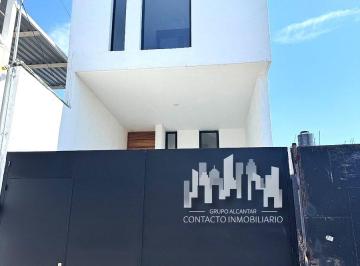 Casa de 3 habitaciones, Zapopan · Preciosa Casa en Venta en Loma Bonita con 3 Recamaras