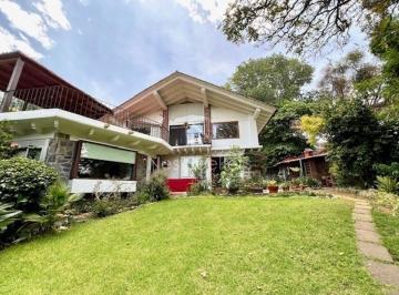 Casa de 4 habitaciones, Valle de Bravo · Casa en Venta en Valle de Bravo