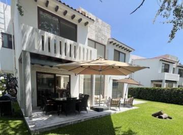 Casa de 4 habitaciones, Emiliano Zapata · Villa de Lujo con Vista Al Campo de Golf – Paraíso Country Club