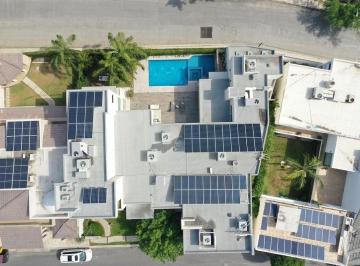 Casa de 6 habitaciones, Monterrey · Casa en Venta en Carretera Nacional
