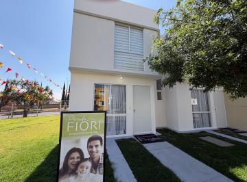 Casa de 2 habitaciones, Zapopan · Casa en Venta en Zapopan Privada Fiori