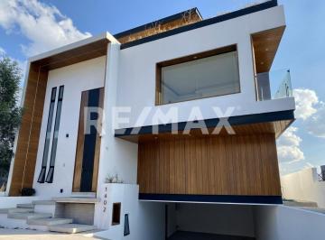 Casa de 3 habitaciones, Querétaro · Venta Residencia en Nuevo Refugio, Queretaro