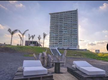 Departamento · 105m² · 2 Recámaras · 2 Estacionamientos · Departamento de 105 m² en Venta o Renta en Ximara; Frente Al Mar.