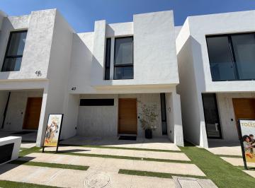 Casa de 3 habitaciones, Zapopan · Casa en Venta en Valdepeñas Zenith Norte