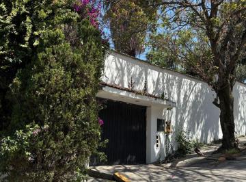 Casa de 5 habitaciones, Naucalpan de Juárez · Casa en Venta con Jardín en Tecamachalco