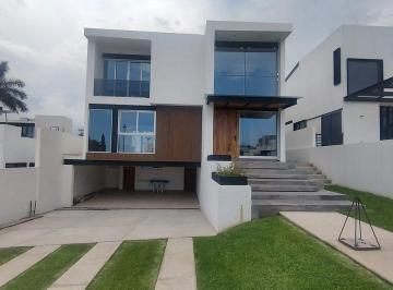 3b32608c180fa3f1d7adc5e0e71426f6c4377c50d81895b8ff180cd4b267119c · Casa en Venta en Lomas de Cocoyoc