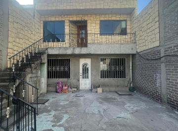 Casa de 3 habitaciones, Nezahualcóyotl · Amplia Casa con Estudio y Cuarto de Servicio en Jardines de Guadalupe – ¡Tramita