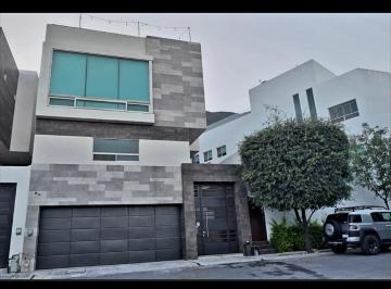 Casa de 4 habitaciones, Monterrey · Casa en Venta en Privada Colinas de San Jerónmio