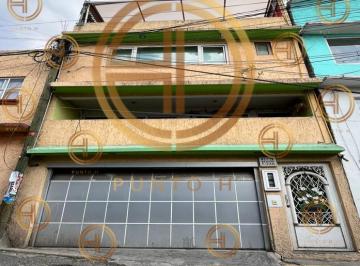 Casa de 3 habitaciones, Alvaro Obregón · Casa con 3 Recámaras y 90 m² Superficie de Terreno en Venta, Lomas de Puerta Grande