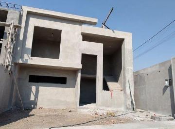 964b77186b8f109c18a8a9c5302616fe37ffbc797d51a00d2cccf5d7e89bdae8 · Casa en Venta en Fraccionamiento en Oaxtepec