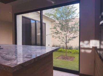f85b7fcdf7e78b7a7955fd497611e40348134a770bd246639f55589f5aeb2f5a · Casa en Venta en Fracc. San Angel V