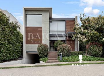 fdef8853d978600864baa128c3272b723c66e0f08b8cb12ec7162e0db567abfc · Casa en Venta en Cumbres de Santa Fe por Arquitecto Reconocido Mexicano