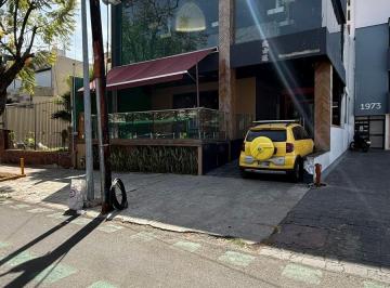 Casa uso de suelo de 1 habitación, Guadalajara · Venta de Inmueble en López Cotilla Cerca Colonia Americana