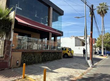 Casa uso de suelo de 1 habitación, Guadalajara · Venta de Inmueble en López Cotilla Cerca Colonia Americana
