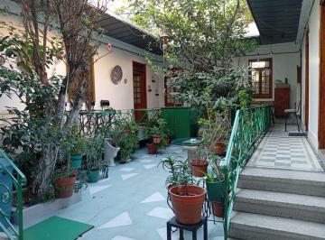 Casa · 250m² · 4 Recámaras · 1 Estacionamiento · Venta de Emblematica Casa en La Colonia Roma Norte