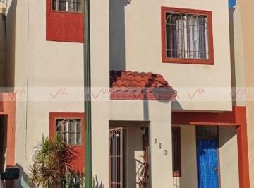 Casa · 119m² · 3 Recámaras · 2 Estacionamientos · Casa en Venta en Residencial Punta Esmeralda