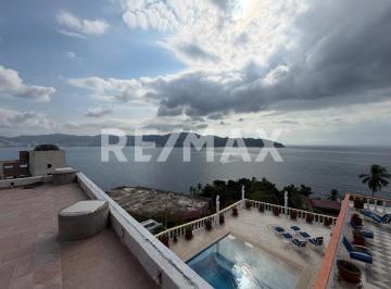 Casa en condominio · 425m² · 3 Recámaras · 1 Estacionamiento · Se Vende Villa con Vista Al Mar en Fraccionamiento Las Playas Acapulco - (4)