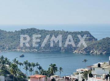 Casa · 311m² · 3 Recámaras · 3 Estacionamientos · Casa en Venta en Fracc. Las Playas Acapulco: 3 Recámaras con Vista Al Mar Panorámica - (4)