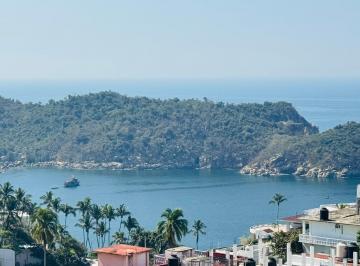 Casa · 311m² · 3 Recámaras · 3 Estacionamientos · Casa en Venta en Fracc. Las Playas Acapulco: 3 Recámaras con Vista Al Mar Panorámica - (4)