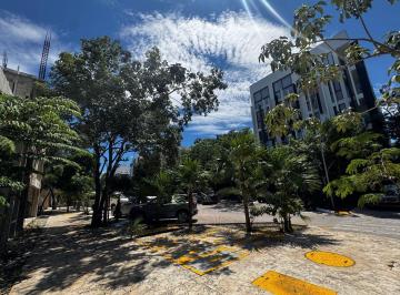 Local comercial · 240m² · Local en Aldea Zama