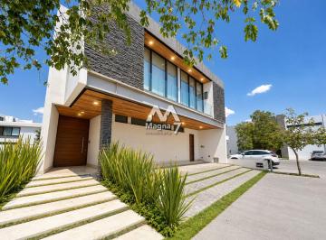 Casa Renta de 3 habitaciones · Casa en Renta Zona Real