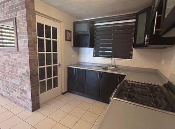 Casa de 3 habitaciones, Apodaca · Casa en Venta en Apodaca