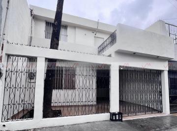 Oficina · 270m² · 1 Estacionamiento · Oficina en Venta en Monterrey