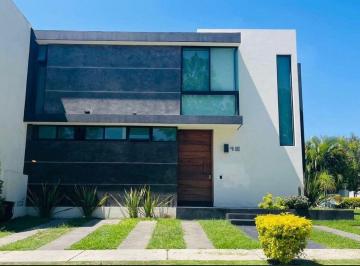 dae26e5a83bf58cefe2e0f1a82258dd346c7197a87e4e6b2fc8b474d56eb76b2 · Casa en Venta Arbolada Bosques de Santa Anita