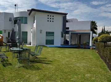 Casa · 259m² · 3 Recámaras · 3 Estacionamientos · Casa en Venta en El Barreal