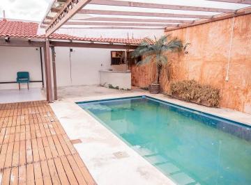 Casa de 3 habitaciones, Mérida · Casa de Una Planta, con Alberca, en La Colonia México.