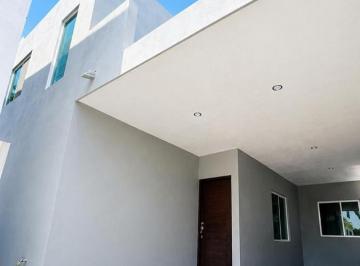 Casa · 188m² · 4 Recámaras · 2 Estacionamientos · Casa en Venta Col. Enrique Cardenas
