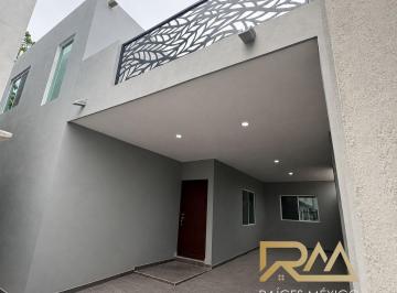 Casa · 188m² · 4 Recámaras · 2 Estacionamientos · Casa en Venta Col. Enrique Cardenas