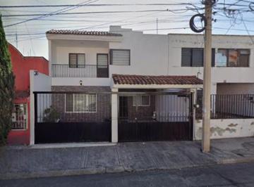 Casa de 4 habitaciones, Guadalajara · Casa en Venta en Santa Monica Guadalajara Jalisco