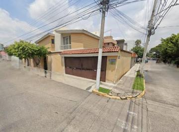 Casa de 3 habitaciones, Zapopan · Casa en Venta en La Calma Zapopan Jalisco