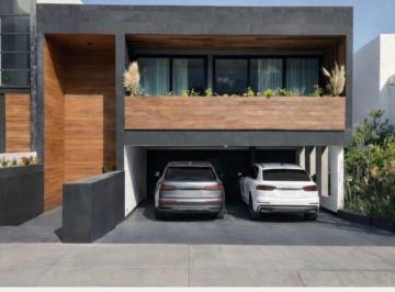 Casa de 4 habitaciones, Huixquilucan · Casa en Bosque Real