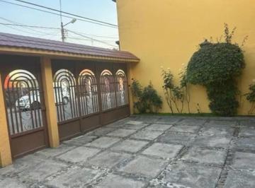 Casa de 3 habitaciones, Naucalpan de Juárez · Casa en Venta en Boulevares, Naucalpan