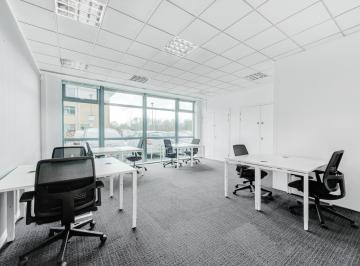 Oficina · 632m² · Alquila Una Oficina de Gran Tamaño Para 50 Personas en Revolucion 1877