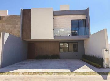 Casa de 4 habitaciones, San Luis Potosí · Casa en Venta en San Ángel V con Recamara en Planta Baja.