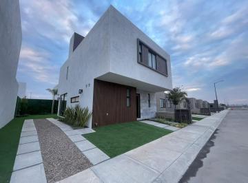Casa en condominio de 3 habitaciones, Corregidora · Casa en Venta en Zona El Pueblito, Corregidora | 3 Rec con Baño Completo + Jardin