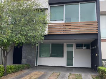 Casa en condominio de 4 habitaciones, Zapopan · Casa en Venta en Vista La Cima