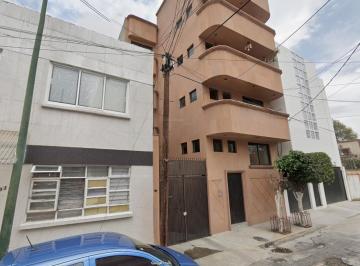 Casa de 6 habitaciones, Cuauhtémoc · Casa en Venta en Calle Sur 67 - a Colonia Asturias