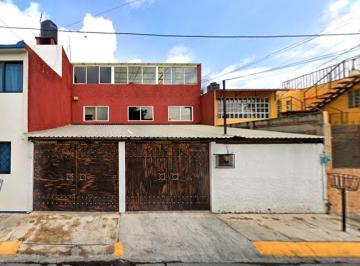Casa de 4 habitaciones, Naucalpan de Juárez · Venta de Casa en Los Pastores, Naucalpan de Juárez.